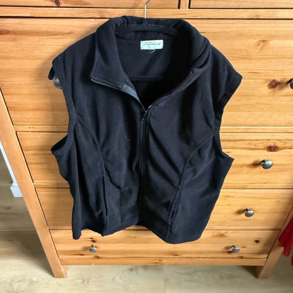 Great Northwest Clothing Company Black Vest